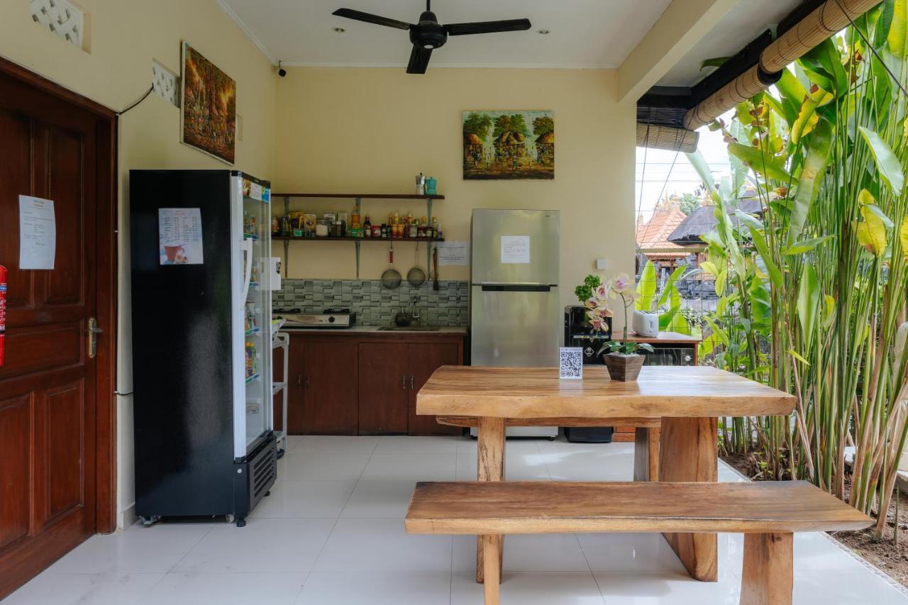 Bubu Canggu Guesthouse Екстер'єр фото